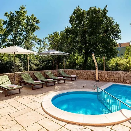 Apartment In Silo/insel Krk 13481 *