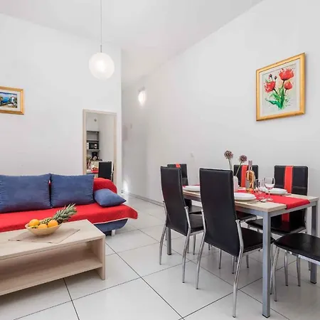 Apartment In Silo/insel Krk 13481 *